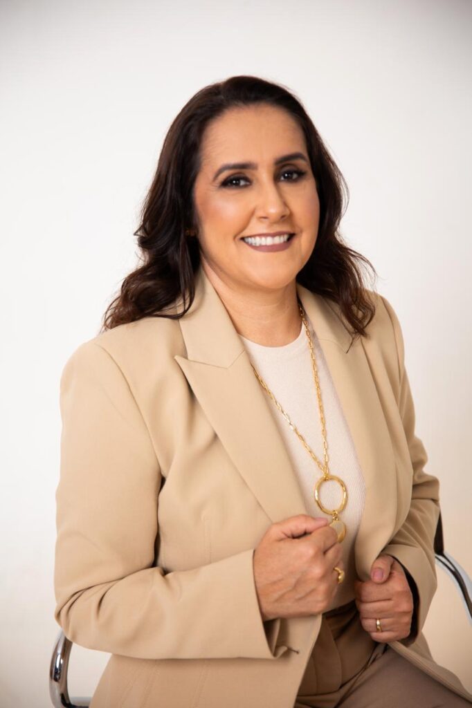 Rejane Socia Fundadora